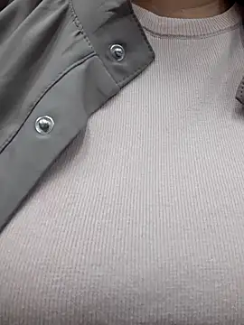 Kimkhaepretty online show from October 2025 03:37:02 AM