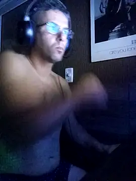 Snapshot of marckpm569 chatting on November 2025 02:44:02 AM marckpm569 online show from November 2025 02:44:02 AM