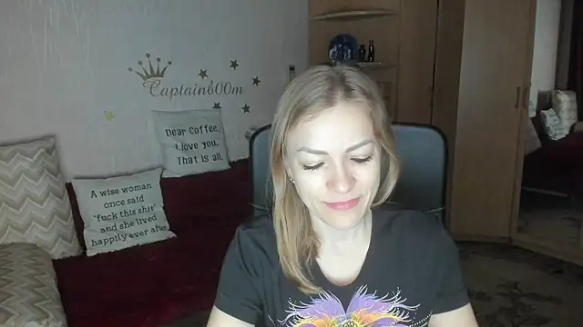 Tiffany Bates online show from October 2025 03:29:02 AM