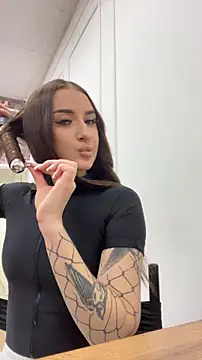 Luna Olsen online show from February 2026 04:28:02 AM