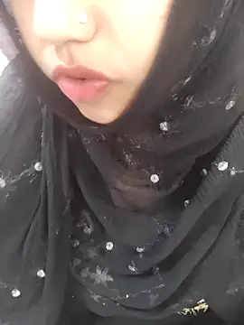 Snapshot of Miss_Rose__ chatting on November 2025 06:01:02 AM Miss Rose online show from November 2025 06:01:02 AM