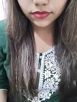 Snapshot of Miss_Rose__ chatting on November 2025 03:18:02 PM Miss Rose online show from November 2025 03:18:02 PM