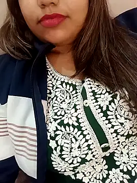 Snapshot of Miss_Rose__ chatting on November 2025 07:24:02 AM Miss Rose online show from November 2025 07:24:02 AM