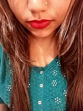 Snapshot of Miss_Rose__ chatting on November 2025 10:08:02 AM Miss Rose online show from November 2025 10:08:02 AM