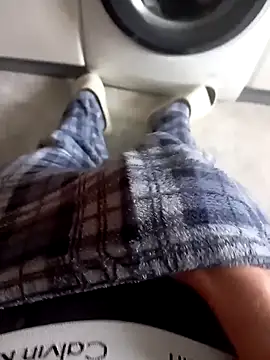 ruiiizz online show from April 2026 04:04:02 PM