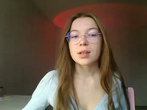 Snapshot of Melirynn chatting on October 2025 08:55:02 AM Melirynn online show from October 2025 08:55:02 AM