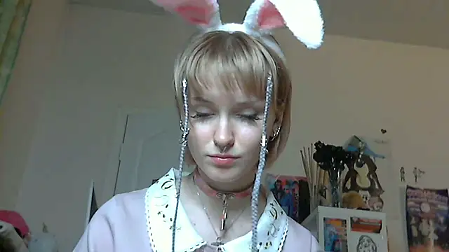 Paradoxy  online show from May 2026 08:03:02 PM