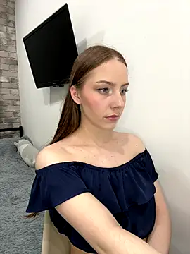 Im Regina online show from October 2025 05:47:03 PM