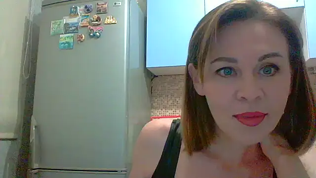 Olyverin online show from November 2025 12:56:01 AM