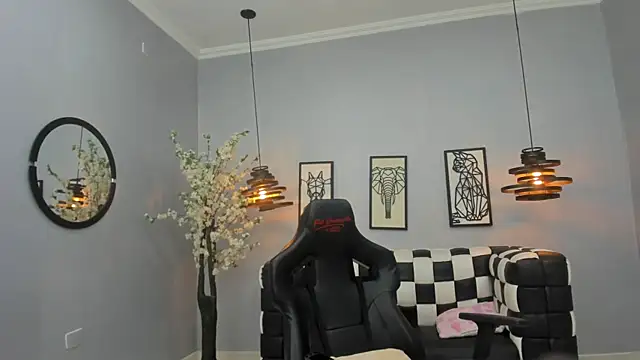 Kira Naughty online show from October 2025 11:42:01 AM