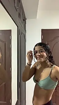 pequitasmedusa9 online show from November 2025 07:39:02 PM