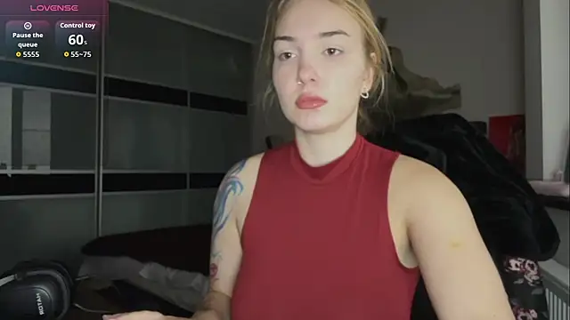 EvaCarter1 online show from October 2025 07:53:02 AM