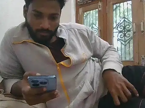 Snapshot of Raw12499 chatting on November 2025 04:47:01 AM Raw12499 online show from November 2025 04:47:01 AM