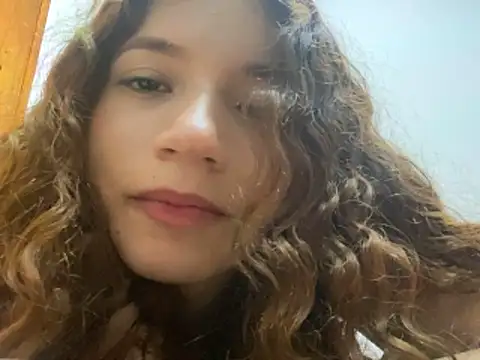 Snapshot of meridacute_ chatting on October 2025 06:16:02 AM meridacute online show from October 2025 06:16:02 AM