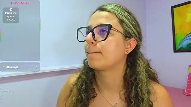 katiaa lovv online show from February 2026 12:09:01 AM