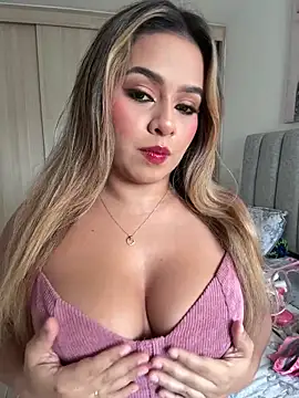 Snapshot of itsdanividarte chatting on February 2026 09:30:02 PM itsdanividarte online show from February 2026 09:30:02 PM