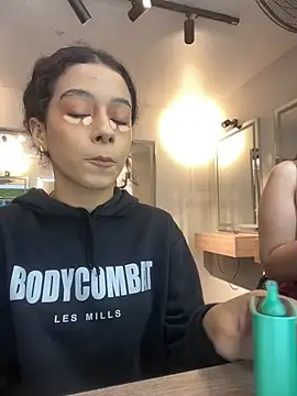 ChloeRosses online show from April 2026 05:49:01 PM