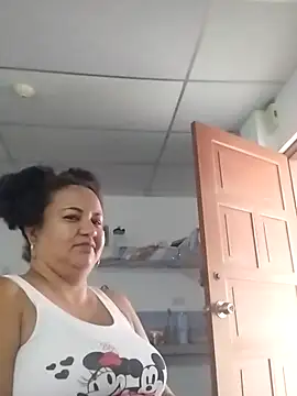 MEYBELLATINA online show from February 2026 10:03:01 PM