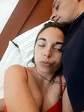 Snapshot of CrisHot202 chatting on October 2025 05:15:02 PM CrisHot202 online show from October 2025 05:15:02 PM