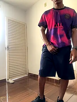 Jronlinejr-05 online show from January 2026 01:02:01 PM