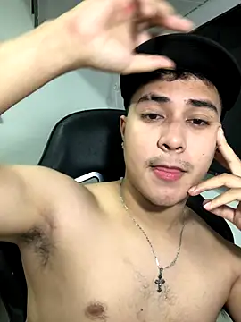 Snapshot of loki32men chatting on October 2025 05:22:02 PM loki32men online show from October 2025 05:22:02 PM