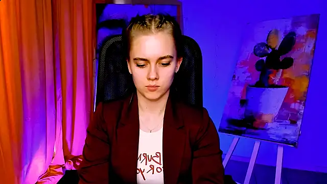 JuneWoods online show from March 2026 02:29:01 PM