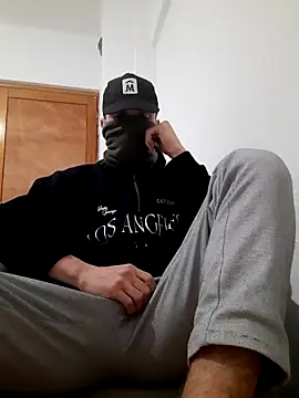 herkes26 online show from December 2025 10:05:01 PM