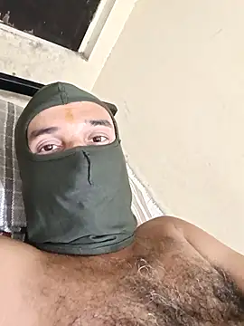 RaviLoveUAll online show from November 2025 06:39:01 PM