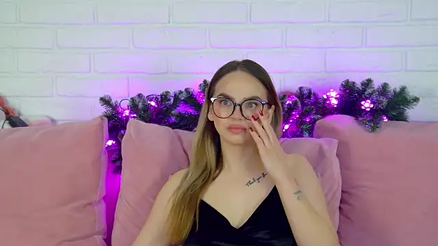 AnitaVenture online show from December 2025 04:29:01 AM