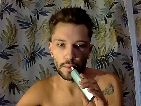 Snapshot of babykriss chatting on September 2025 10:09:02 AM babykriss online show from September 2025 10:09:02 AM