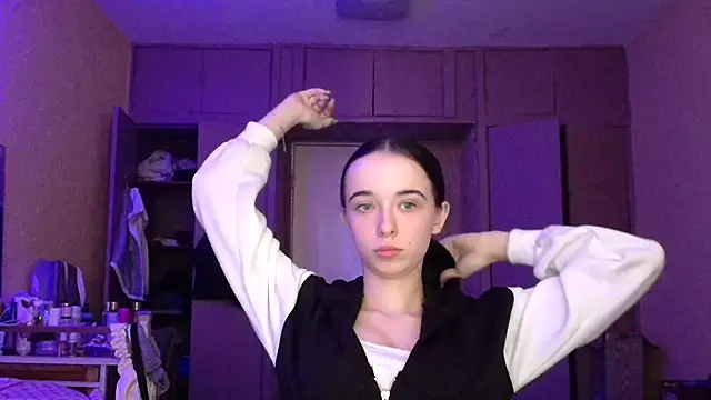 Emilia Light online show from March 2026 07:26:01 AM