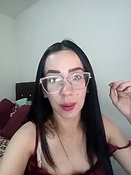 YaraDuartee online show from March 2026 12:05:01 AM