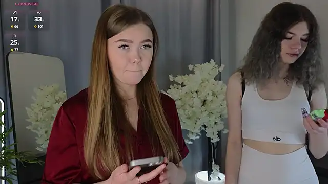 TwixieGuo online show from October 2025 04:33:01 AM