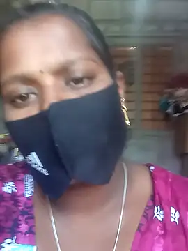 Tamil Hot Sandy online show from November 2025 05:52:01 AM