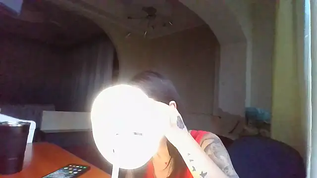 Snapshot of QueenMomyS chatting on December 2025 06:30:02 AM QueenMomyS online show from December 2025 06:30:02 AM