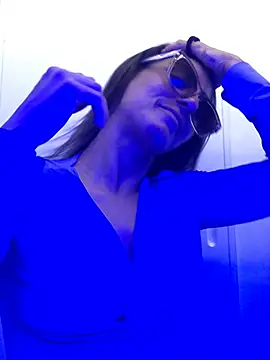 alexerockstar94 online show from April 2026 04:45:02 PM