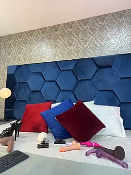 Angelina Roa online show from April 2026 02:31:01 PM