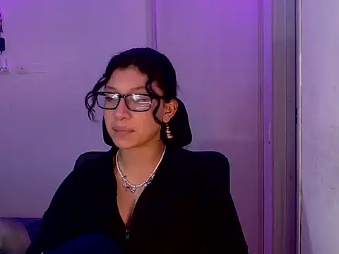 Ivonnybonn online show from January 2026 04:15:01 AM