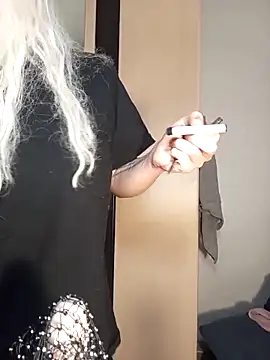 Conny Shellie online show from March 2026 12:23:01 PM