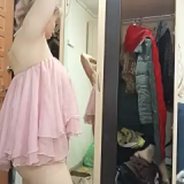 Conny Shellie online show from April 2026 01:23:01 PM