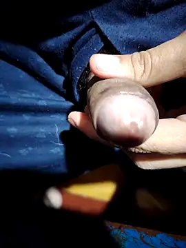 Snapshot of Sir_clouden chatting on October 2025 03:50:02 AM Sir clouden online show from October 2025 03:50:02 AM