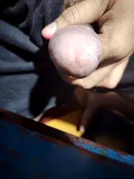 Snapshot of Sir_clouden chatting on October 2025 04:09:01 AM Sir clouden online show from October 2025 04:09:01 AM