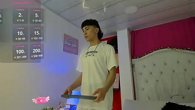 XaanderGrey online show from November 2025 07:13:01 PM