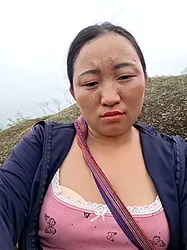 Snapshot of zhen-zo chatting on May 2026 02:40:02 AM zhen-zo online show from May 2026 02:40:02 AM