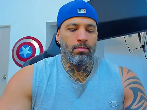 JoshRigby online show from November 2025 08:11:01 PM