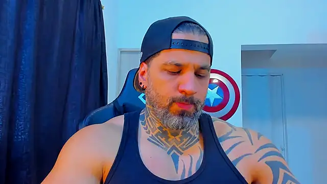 Snapshot of JoshRigby chatting on February 2026 08:07:01 PM JoshRigby online show from February 2026 08:07:01 PM