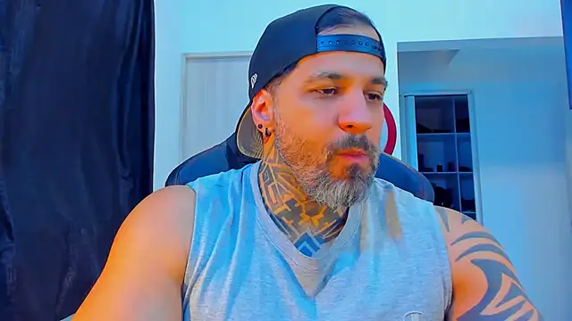 Snapshot of JoshRigby chatting on February 2026 07:36:01 PM JoshRigby online show from February 2026 07:36:01 PM