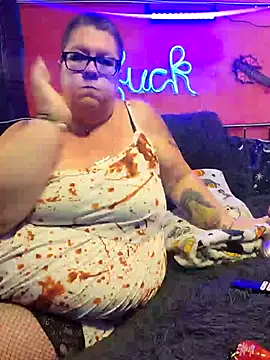 violentviolet68 online show from May 2026 07:19:01 PM