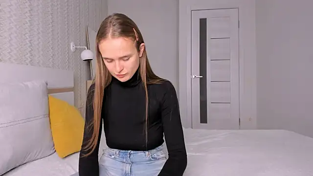 LilMary  online show from October 2025 09:46:02 AM