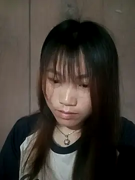 min-xinh online show from March 2026 11:00:02 PM